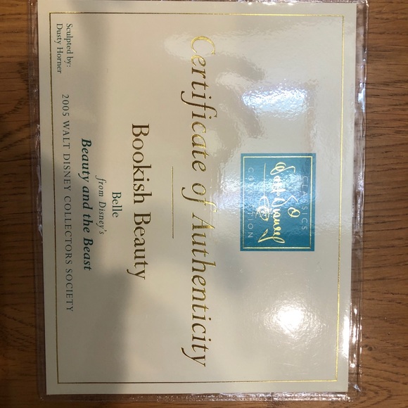 Bookish Beauty Belle Collectible - Picture 5 of 9